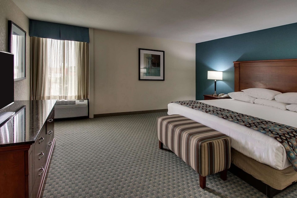 sonesta essential houston hobby airport