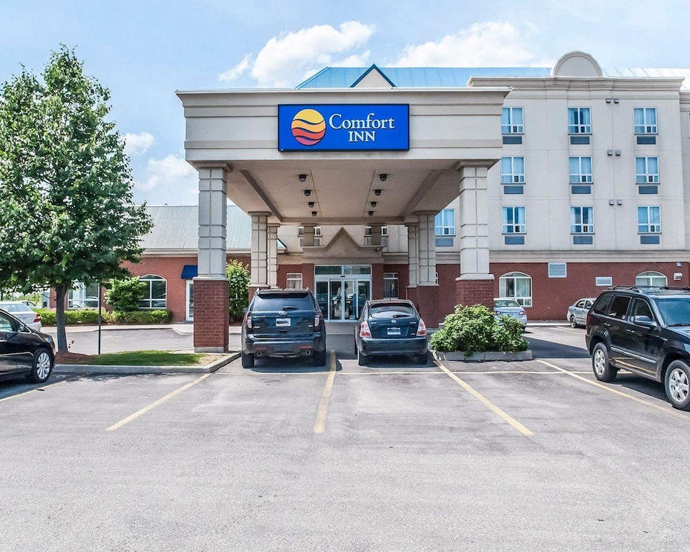 comfort inn mississauga