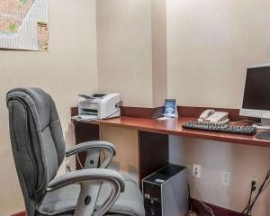 comfort inn mississauga