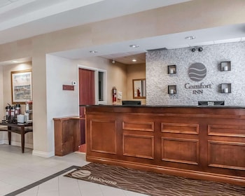 comfort inn mississauga