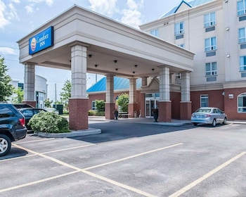 comfort inn mississauga