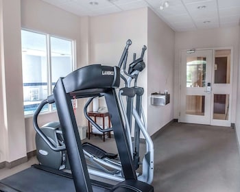comfort inn mississauga