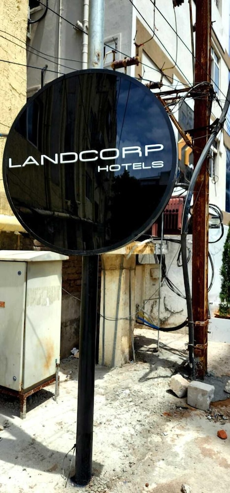 landcorp hotels