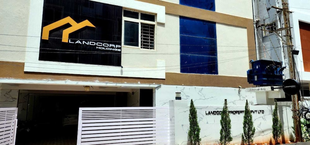 landcorp hotels
