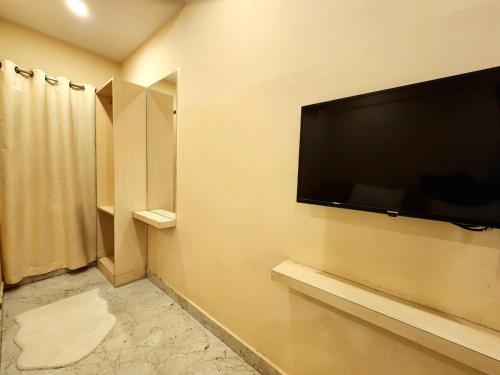landcorp hotels