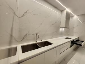 landcorp hotels