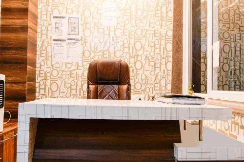 super collection o hotel day and night