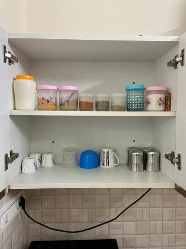 blue heart home 1bhk luxury and cosy flat in tapovan