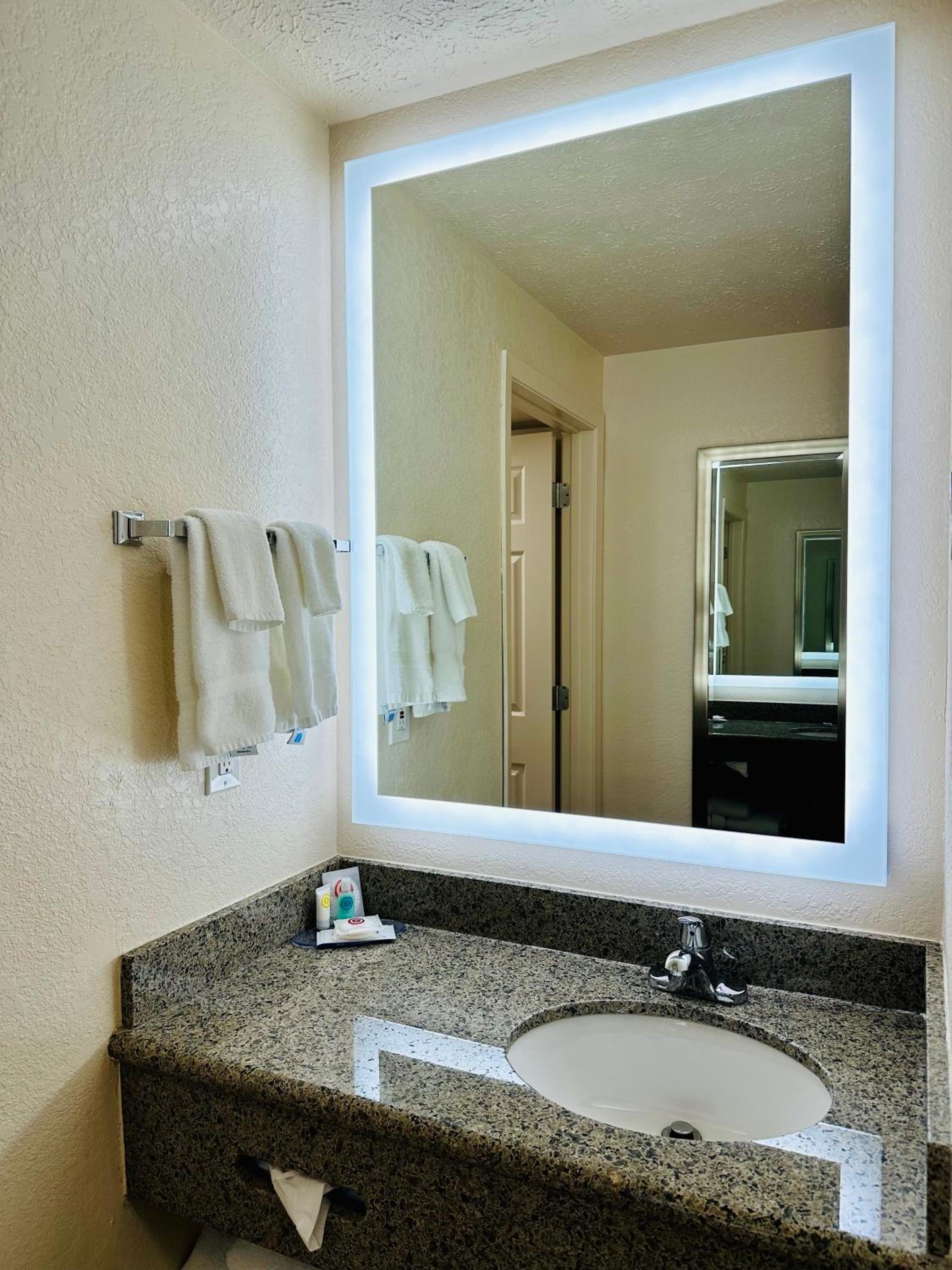 clarion pointe wenatchee