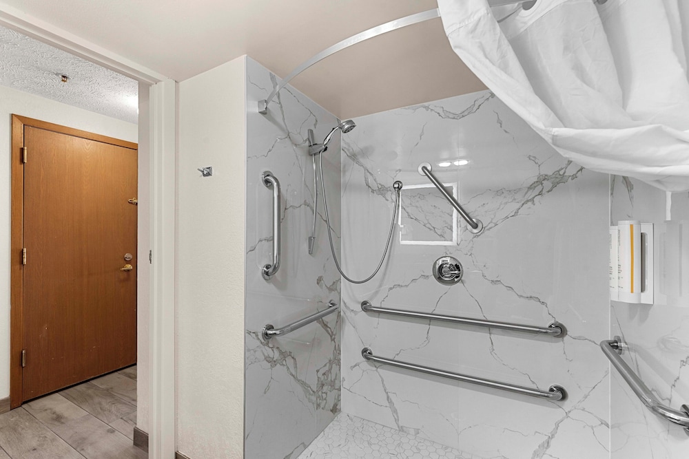 clarion pointe wenatchee