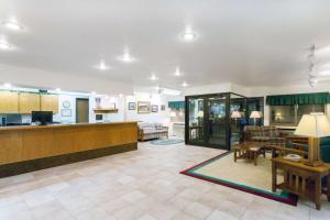 super 8 by wyndham montpelier