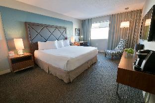 Hotel Universel Montreal,Near Saputo Stadium,4 star