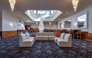 Hotel Universel Montreal,Near Saputo Stadium,4 star