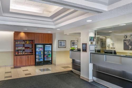 quality hotel and suites montreal east