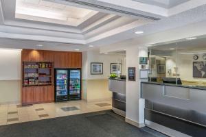 quality hotel and suites montreal east