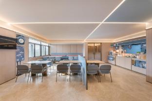Hanting Hotel Shanghai Huaihai Zhong Road Metro Station,9F No.701 Huaihai Zhong Road,2 star