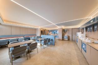 hanting hotel shanghai huaihai zhong road metro station