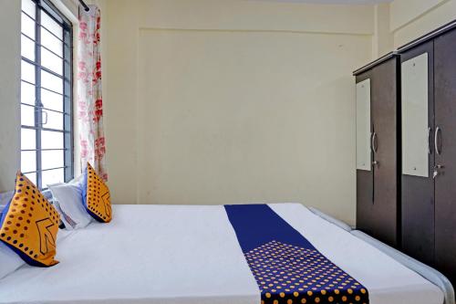 Spot On Hotel Prakash Residency, Near Hanuman Gym Ajmera Colony, Pimpri,,3 star