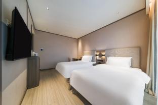 hanting hotel beijing tongzhou linheli metro station
