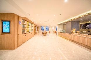 Hanting Premium Hotel Shenyang Hunnan Aoti Center,,3 star