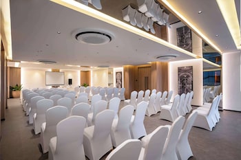 park inn and suites by radisson bengaluru yelahanka