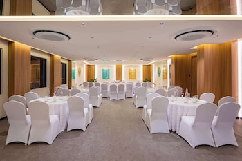 park inn and suites by radisson bengaluru yelahanka