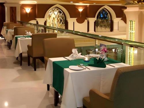 fairtex sports club and hotel