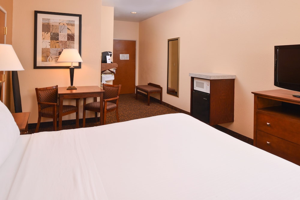 holiday inn express morgantown by ihg