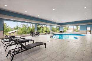holiday inn express morgantown by ihg