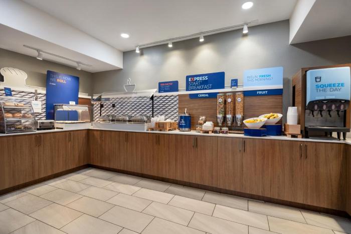 holiday inn express morgantown by ihg