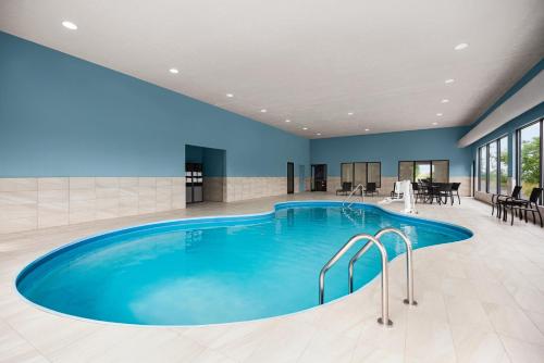 holiday inn express morgantown by ihg