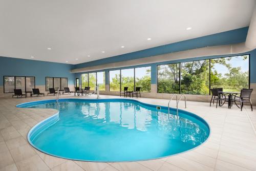 holiday inn express morgantown by ihg