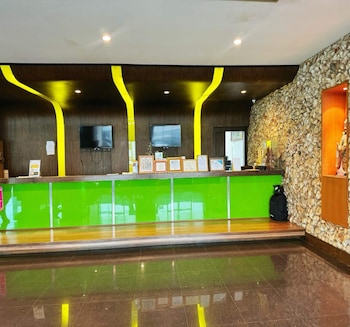 capital o 75514 vasidtee city hotel