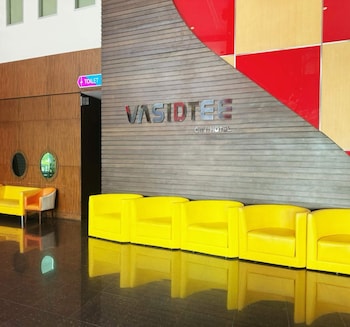 capital o 75514 vasidtee city hotel
