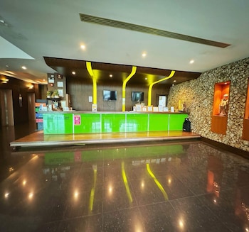 capital o 75514 vasidtee city hotel