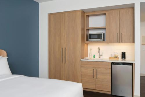 element lenox berkshires