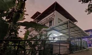 nirupama hotel aluva