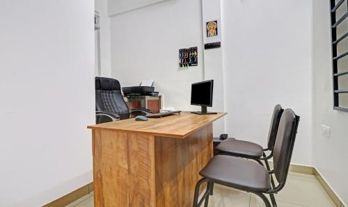 nirupama hotel aluva