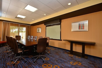 Courtyard By Marriott Bentonville,Benton>>Arkansas,3 star