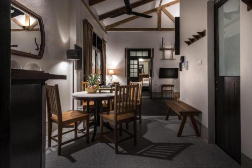 uthai heritage hotel