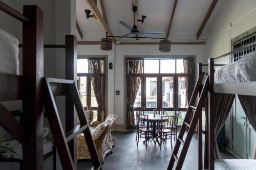 uthai heritage hotel