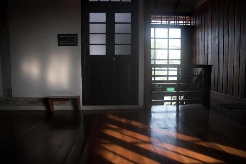 uthai heritage hotel