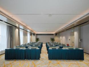 echarm hotel huangshi daye high speed railway station bund capital