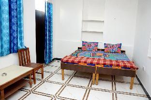 Hotel Sukha Palace,Jamnikund Road,2 star