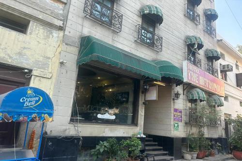 The Metropolis Guest House Near Rk Ashram Metro Station,,3 star