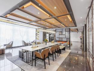atour hotel lanzhou east market meteorological bureau metro station