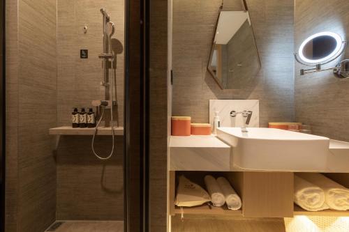 atour hotel taian taishan international convention and exhibition center