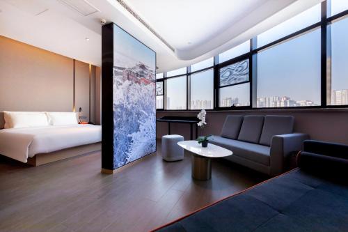 Atour Hotel Tai'an Taishan International Convention And Exhibition Center,,4 star