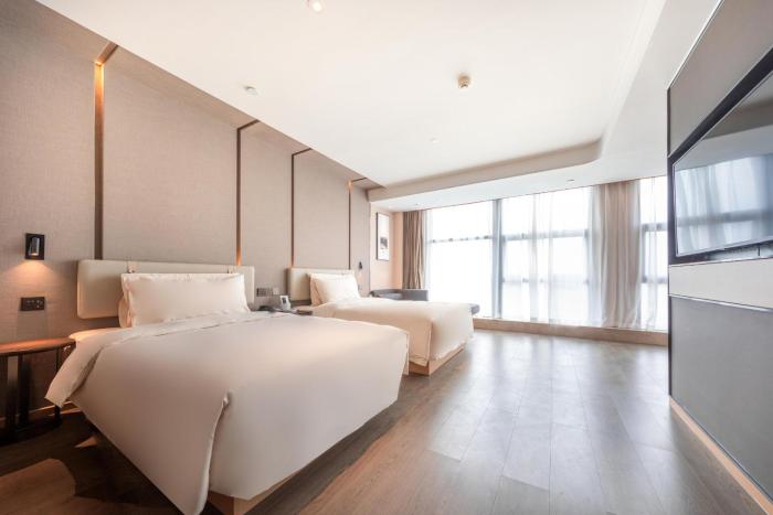 atour hotel guiyang guanshanhu park
