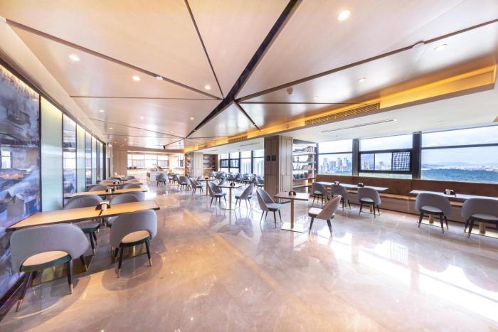 atour hotel guiyang guanshanhu park